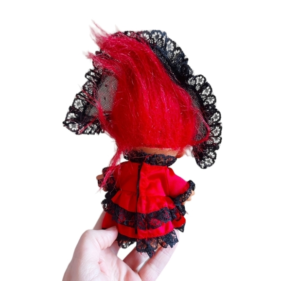 Vintage Spanish Troll Doll {Spain Girl Troll with Hair Veil} - Picture 3 of 4